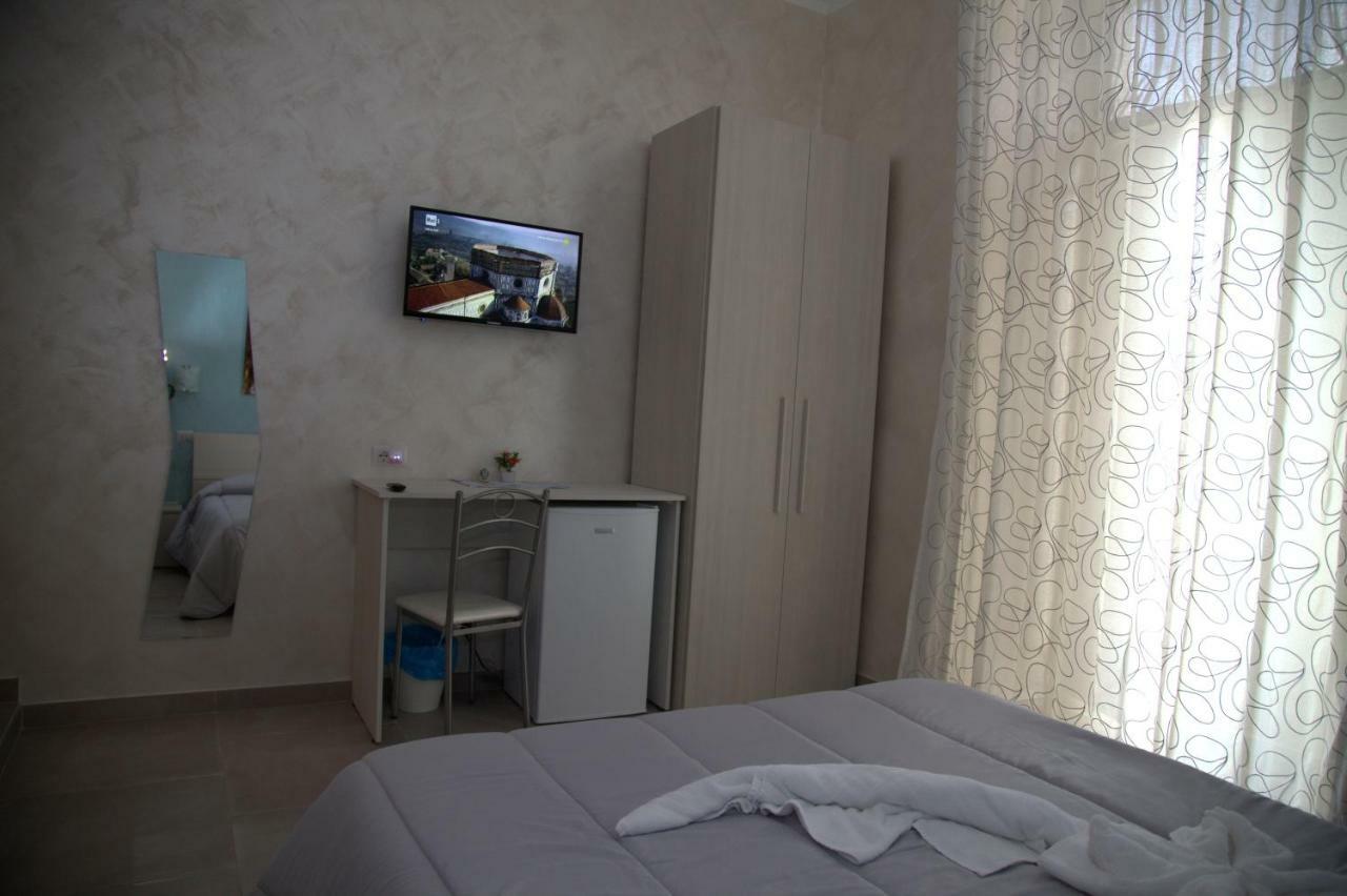 Le Torri Aragonesi Bed & Breakfast Naples Exterior photo