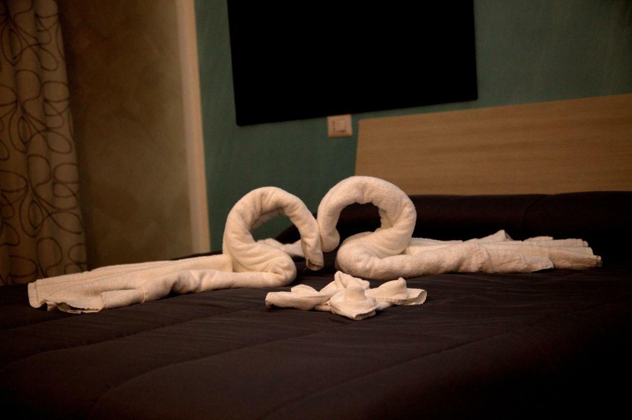 Le Torri Aragonesi Bed & Breakfast Naples Exterior photo