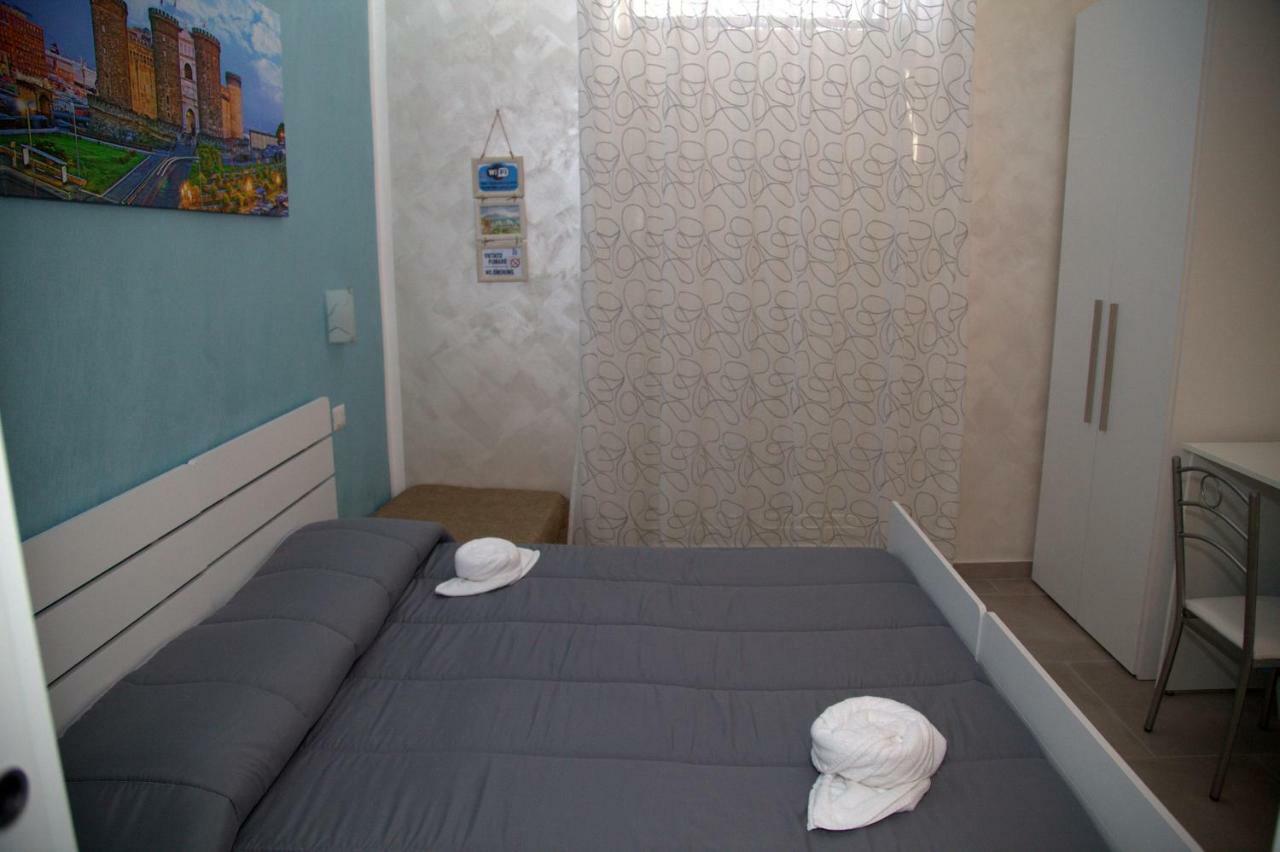 Le Torri Aragonesi Bed & Breakfast Naples Exterior photo